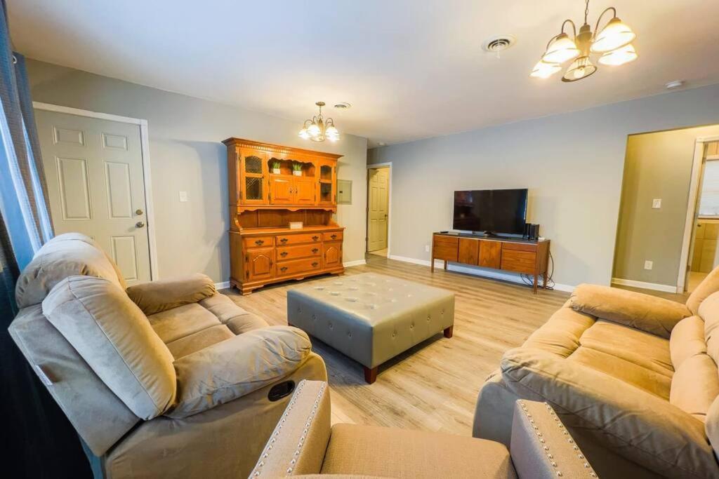 Large 6Br, 6 Bath In The City Of Niagarawatervallen Buitenkant foto
