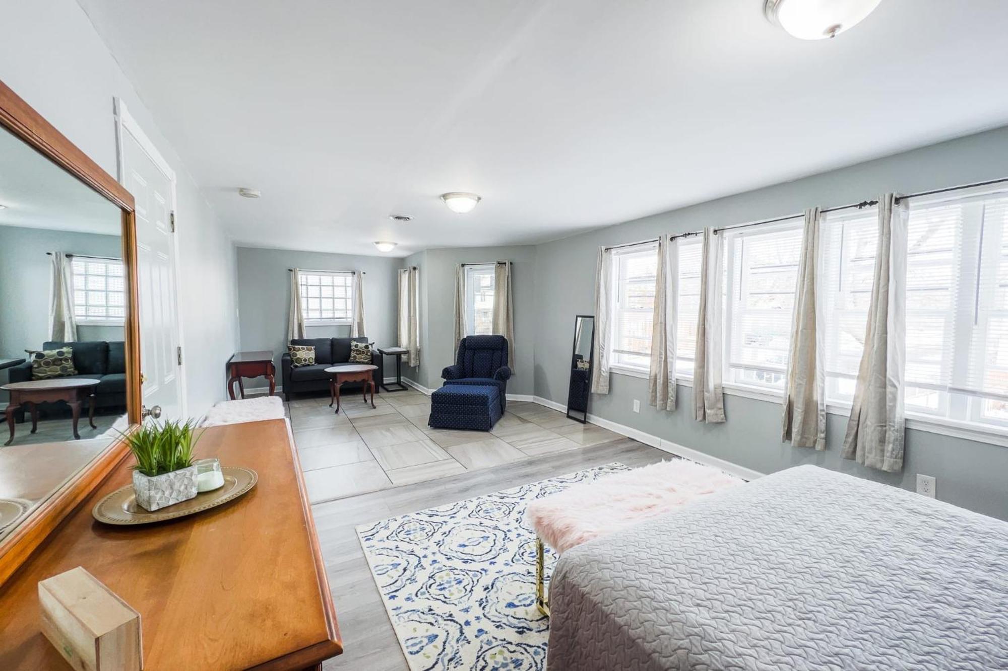 Large 6Br, 6 Bath In The City Of Niagarawatervallen Buitenkant foto