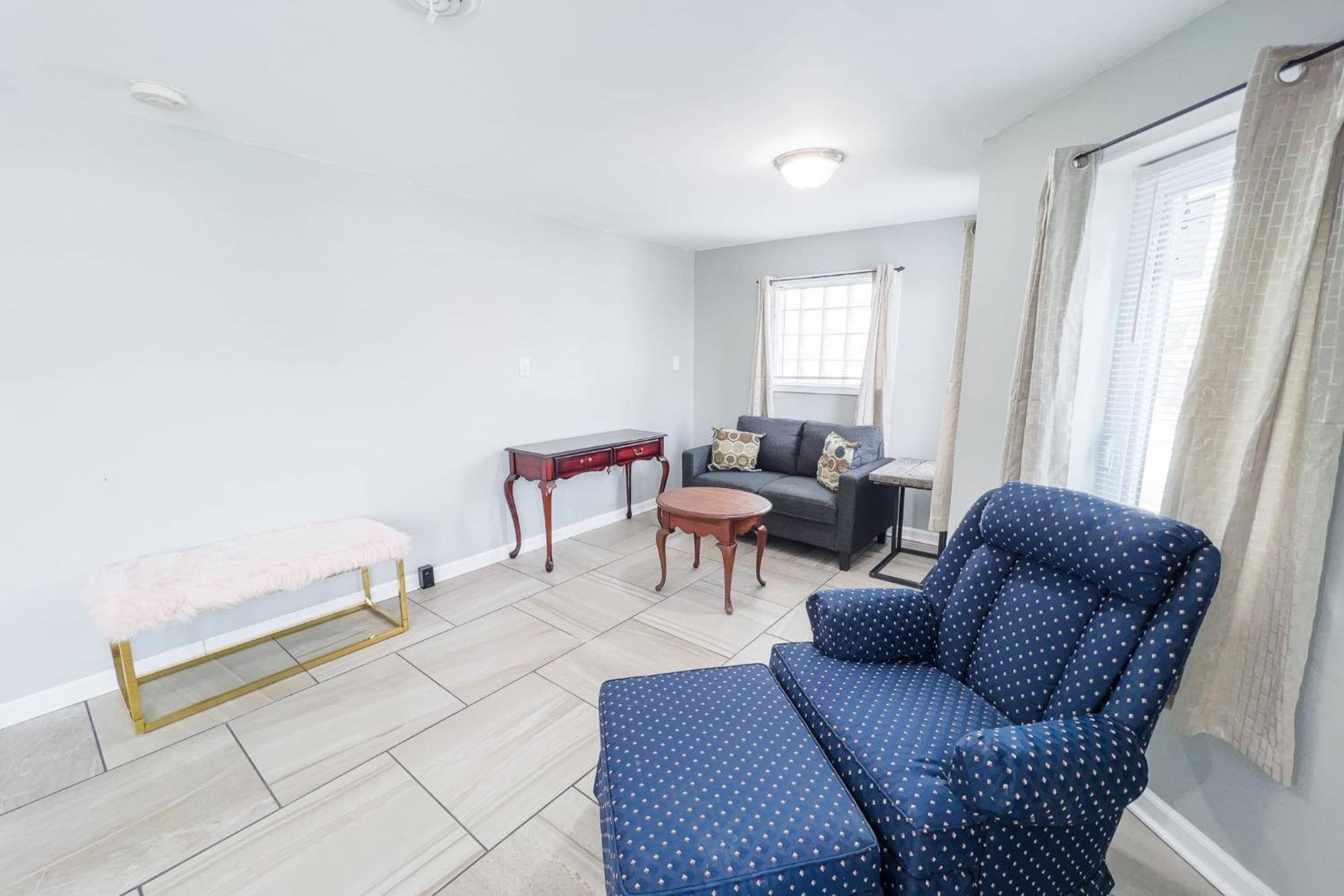 Large 6Br, 6 Bath In The City Of Niagarawatervallen Buitenkant foto