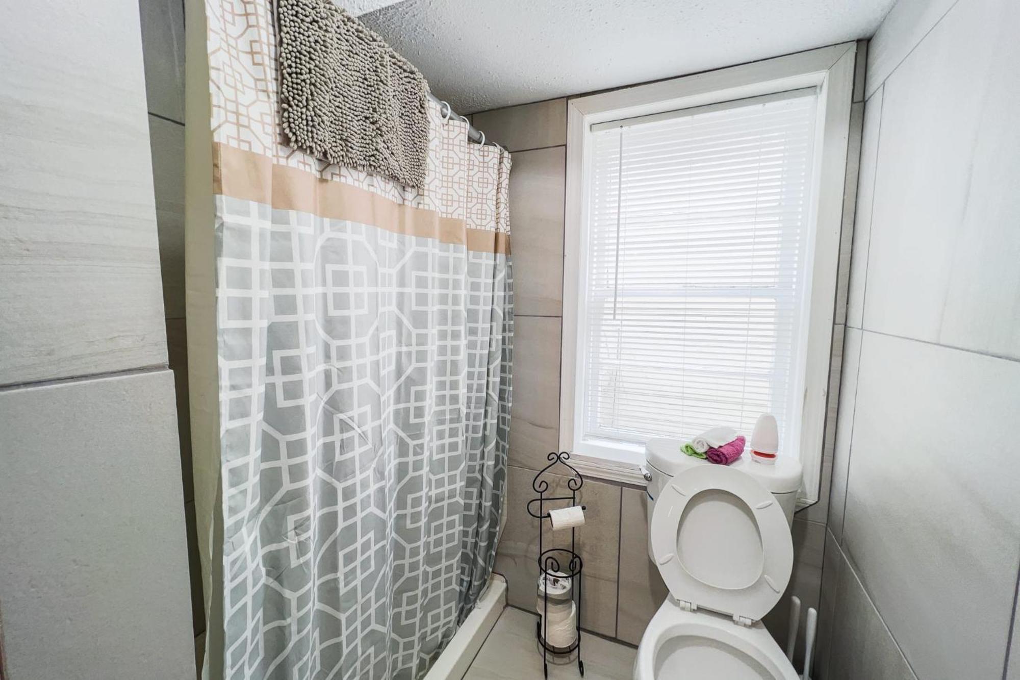 Large 6Br, 6 Bath In The City Of Niagarawatervallen Buitenkant foto